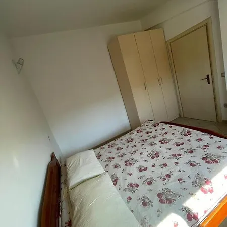 Blerta's House Apartment